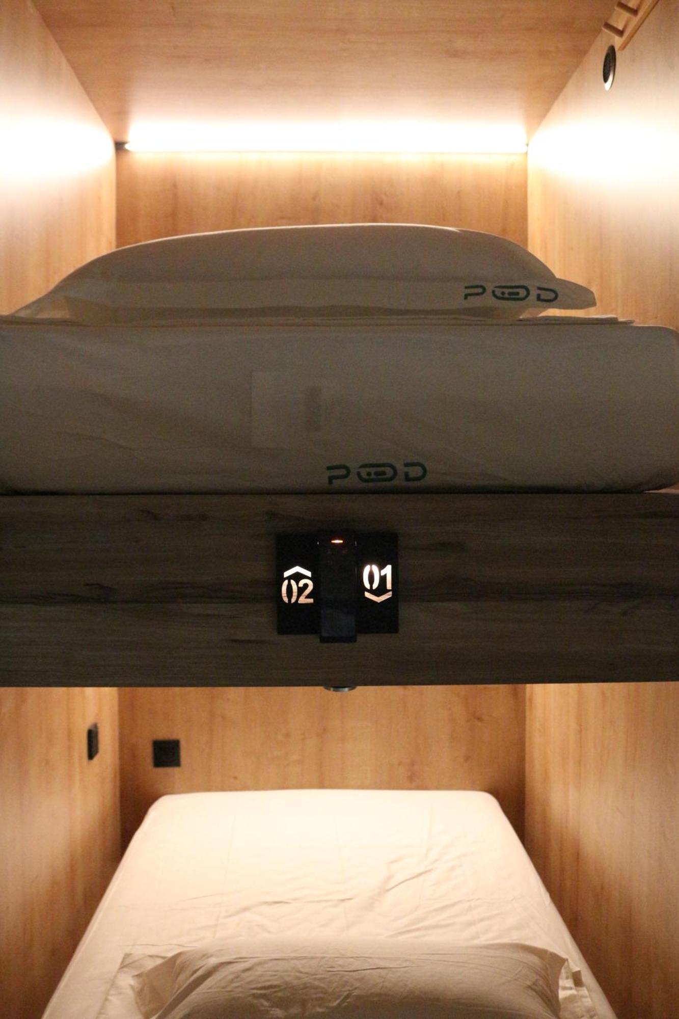 The Pod Suite Hostel Village Valencie Exteriér fotografie